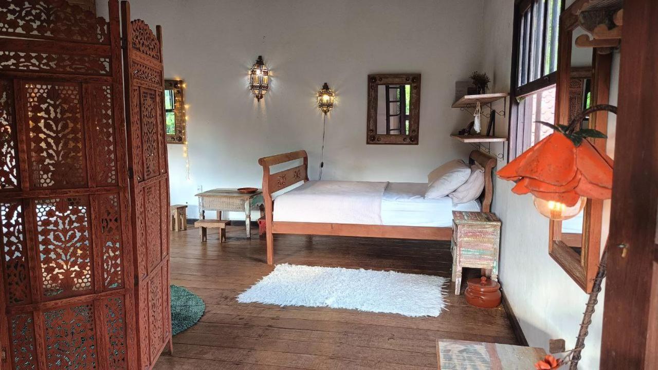 Casa Encantada Homestay *